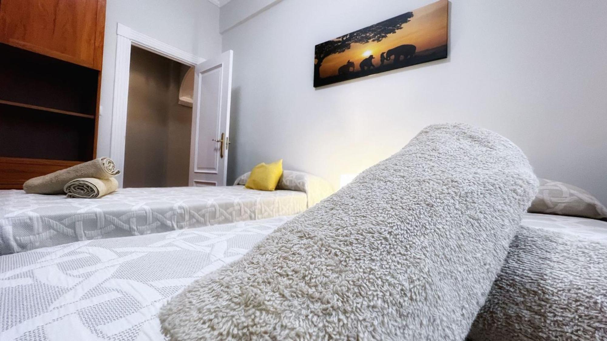 Centrica Y Amplia Vivienda Turistica Con Wifi Apartment Bilbao Exterior photo
